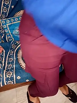 Snapshot of Sofia-111 chatting on 01-18-26, 03:59 Sofia-111 online show from 01-18-26, 03:59