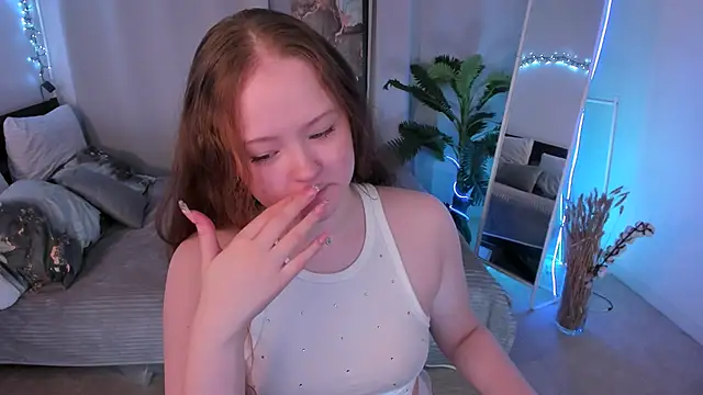 Snapshot of Yennefer__ chatting on 01-14-26, 06:50 Yennefer online show from 01-14-26, 06:50