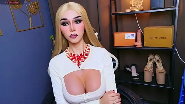 CelinaWintour online show from 03-28-26, 07:15