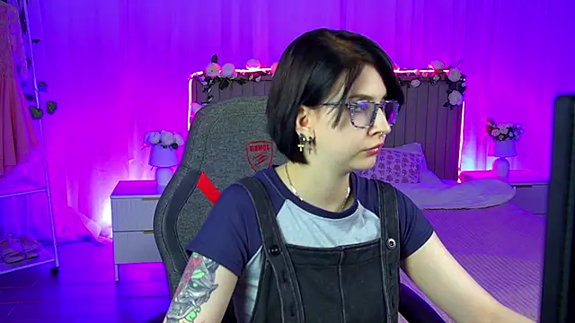 ElenaSomerhalder online show from 01-07-26, 09:58