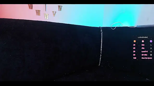 sofitabares  online show from 04-14-26, 09:31