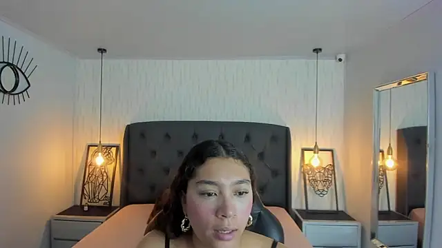 angelinemore online show from 03-25-26, 07:46