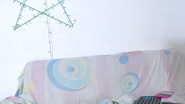 litte ebonyx online show from 02-04-26, 02:17