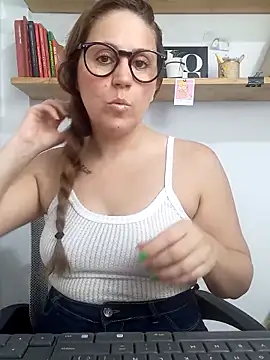 SofiEsteves online show from 03-28-26, 01:23