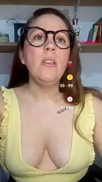 Snapshot of SofiEsteves chatting on 07-27-26, 01:29 SofiEsteves online show from 07-27-26, 01:29
