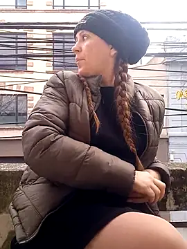 Snapshot of SofiEsteves chatting on 06-21-26, 06:57 SofiEsteves online show from 06-21-26, 06:57