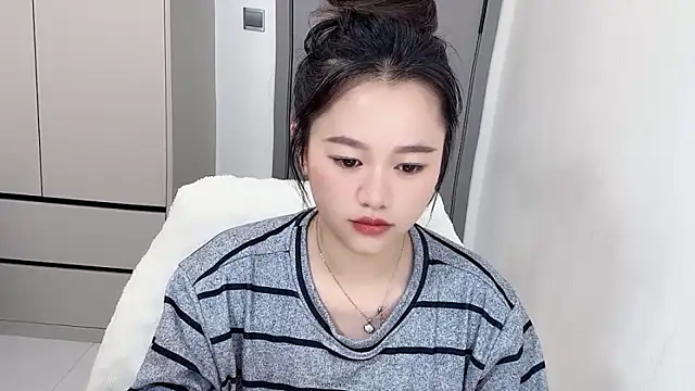 Amireux-8 online show from 02-04-26, 04:40