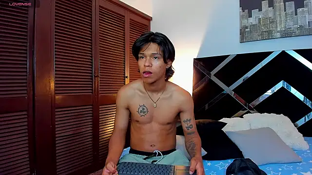 AndyKings 1 online show from 04-08-26, 03:30