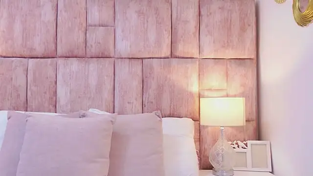 ScarlettFoox online show from 04-08-26, 12:17