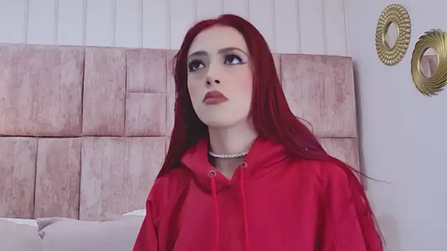 ScarlettFoox online show from 04-17-26, 11:46