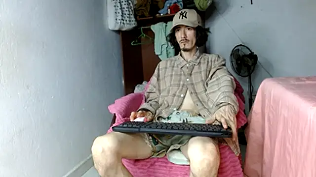 sk8-boy online show from 04-05-26, 02:46