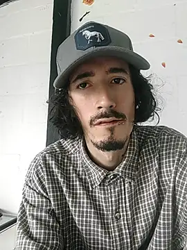 Snapshot of sk8-boy chatting on 04-22-26, 04:47 sk8-boy online show from 04-22-26, 04:47