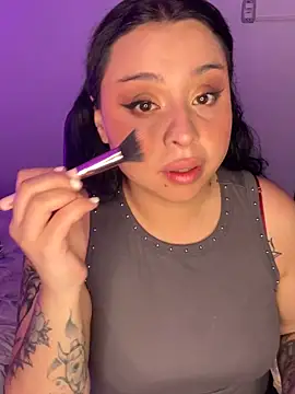 Snapshot of Saarada chatting on 02-11-26, 05:18 Saarada online show from 02-11-26, 05:18