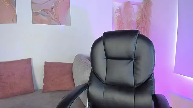 Amelie Wine online show from 03-03-26, 02:13