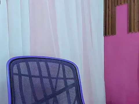 Bianca slut1 online show from 12-22-25, 09:37