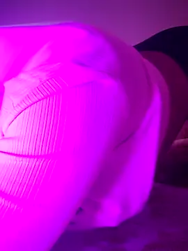 love bitessss online show from 12-21-25, 05:58