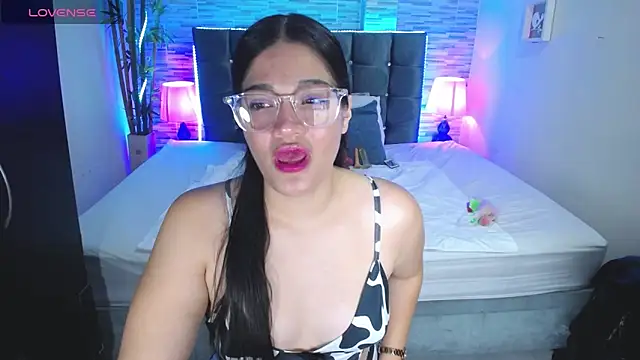 Valeri hot22 online show from 02-11-26, 08:41