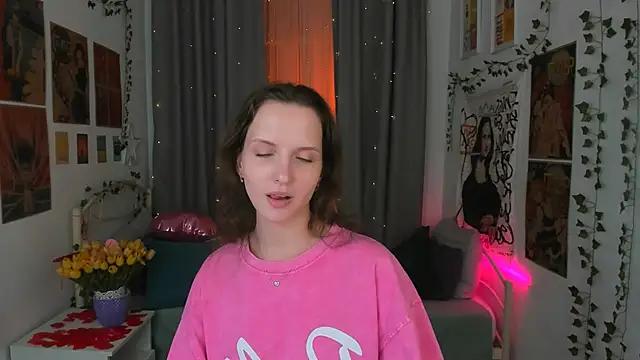 Ariadna Shy online show from 02-16-25, 04:53