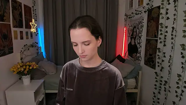 Ariadna Shy online show from 09-13-25, 10:21