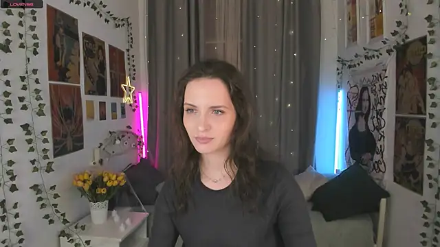 Ariadna Shy online show from 10-25-25, 10:21