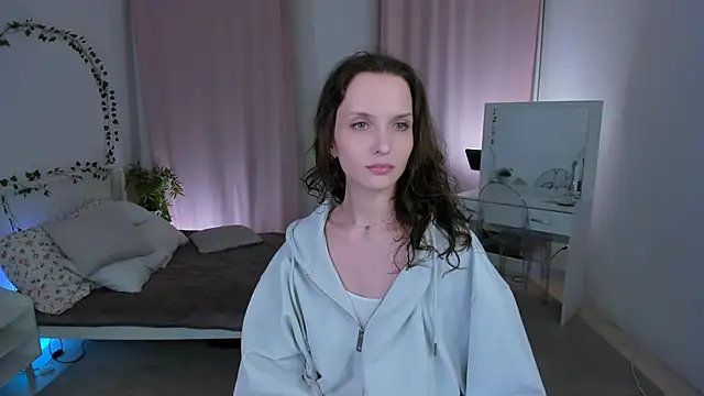 Ariadna Shy online show from 03-07-26, 09:42