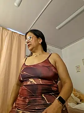 Snapshot of christy_ant chatting on 06-04-26, 06:12 christy ant online show from 06-04-26, 06:12