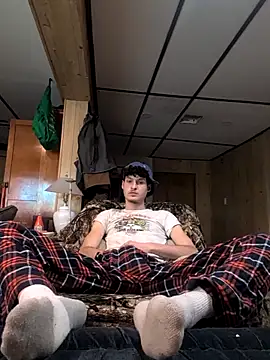 B8RHUNG online show from 12-17-25, 07:52