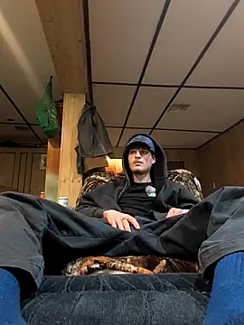 B8RHUNG online show from 12-19-25, 10:56