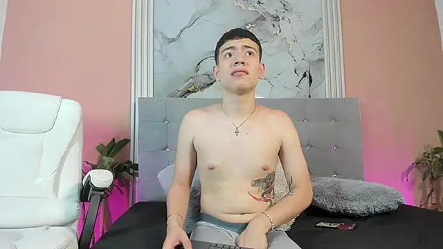 alex xhunter online show from 03-06-26, 07:42