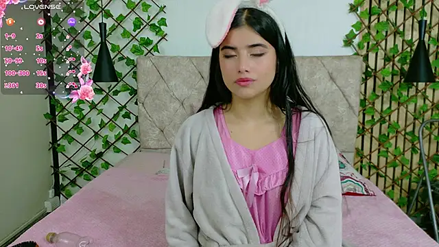 Georgia Candy online show from 04-06-26, 03:46