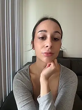 ChiaraSommer online show from 03-10-26, 07:07