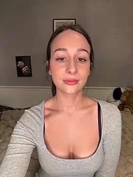 ChiaraSommer online show from 04-07-26, 04:31