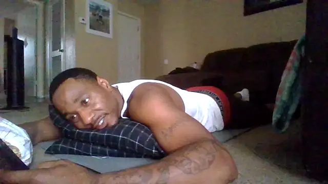 Snapshot of KingDes55 chatting on 05-21-26, 01:41 KingDes55 online show from 05-21-26, 01:41