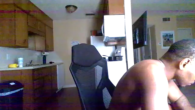 Snapshot of KingDes55 chatting on 07-26-26, 04:36 KingDes55 online show from 07-26-26, 04:36