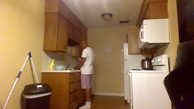 Snapshot of KingDes55 chatting on 07-13-26, 02:11 KingDes55 online show from 07-13-26, 02:11