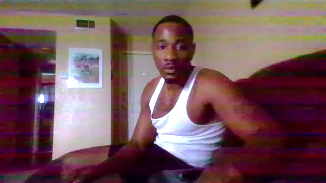 Snapshot of KingDes55 chatting on 06-08-26, 01:22 KingDes55 online show from 06-08-26, 01:22