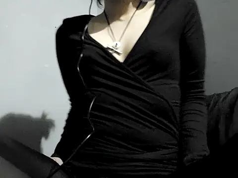 Delilah 666 online show from 12-17-25, 02:49