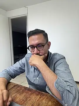 Snapshot of AdrianGarcia89 chatting on 04-25-26, 12:46 AdrianGarcia89 online show from 04-25-26, 12:46