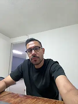 Snapshot of AdrianGarcia89 chatting on 04-21-26, 01:42 AdrianGarcia89 online show from 04-21-26, 01:42