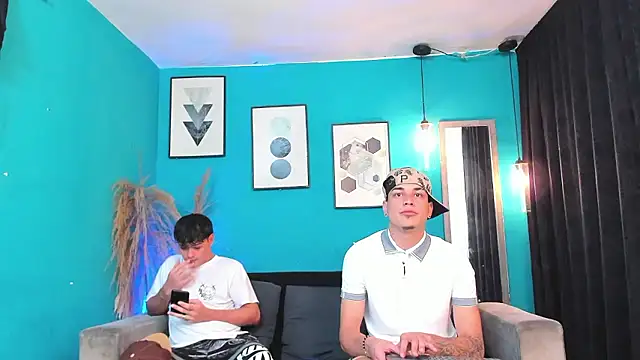 Oficial KingOfHeavens online show from 01-11-26, 07:43