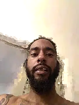 Snapshot of AverageAnt_ chatting on 02-12-26, 04:23 AverageAnt online show from 02-12-26, 04:23