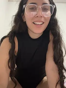 LatinDoll8 online show from 07-08-26, 11:16