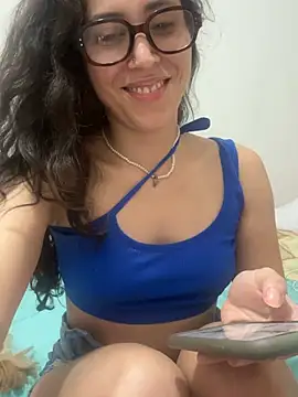 LatinDoll8 online show from 04-04-26, 12:39