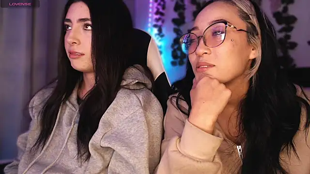 viicky r online show from 03-23-26, 04:56