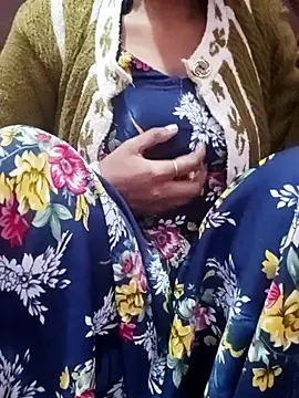 Snapshot of farana_bhat chatting on 01-15-26, 05:00 farana bhat online show from 01-15-26, 05:00