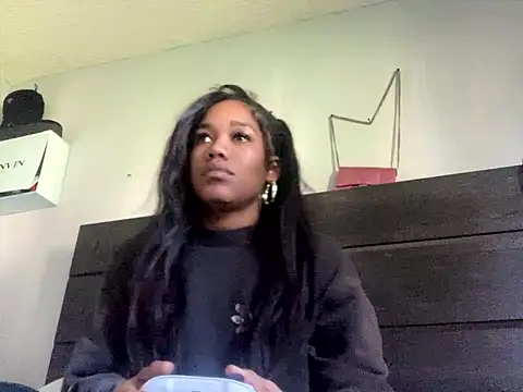 Snapshot of Ahlanacherae_creamz chatting on 01-10-26, 05:08 Ahlanacherae creamz online show from 01-10-26, 05:08