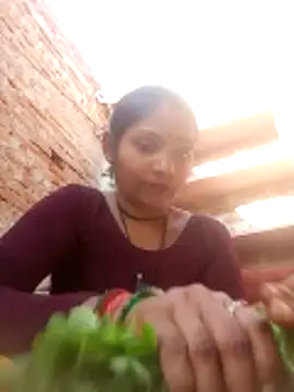 Snapshot of Kiran_bhabi chatting on 12-20-25, 09:23 Kiran bhabi online show from 12-20-25, 09:23