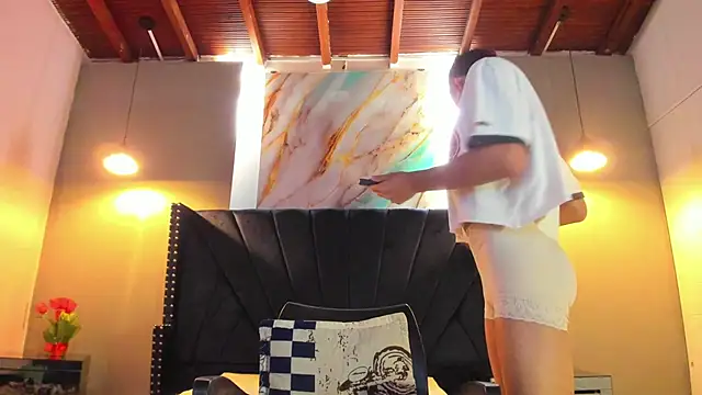 Amellia brown2 online show from 12-23-25, 04:56