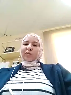 Mona139206 online show from 12-17-25, 09:03