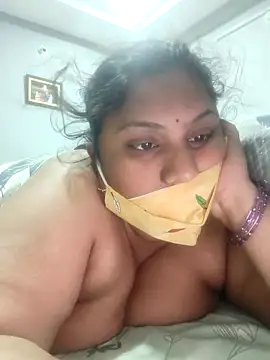 Snapshot of Telugumistress chatting on 02-24-26, 05:36 Telugumistress online show from 02-24-26, 05:36